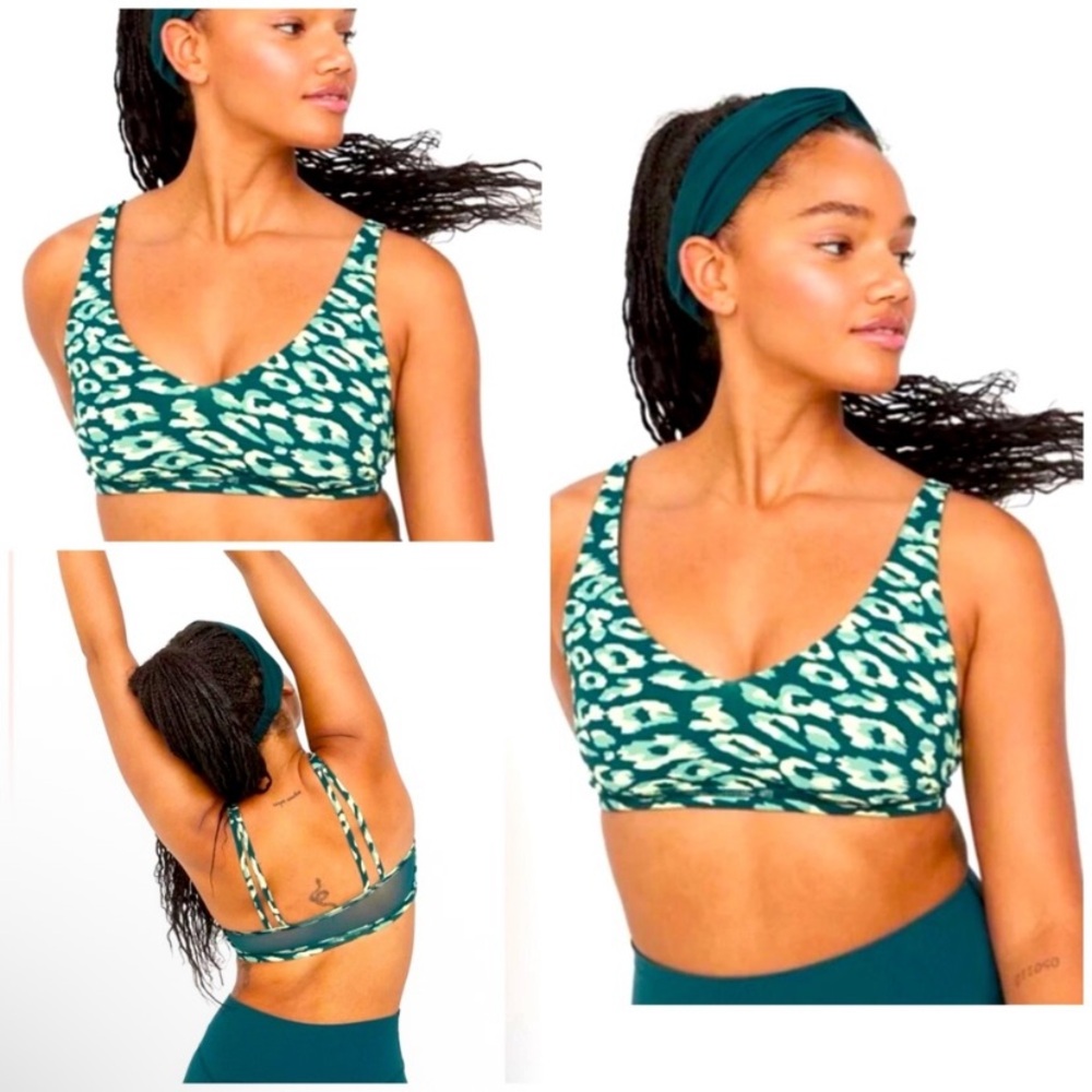 Aerie offline Goals Plunge Sports Bra in Forest Green Printed NWT